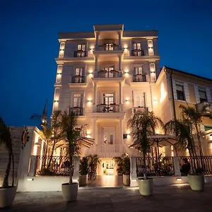 Art Gallery Boutique 4* Durrës